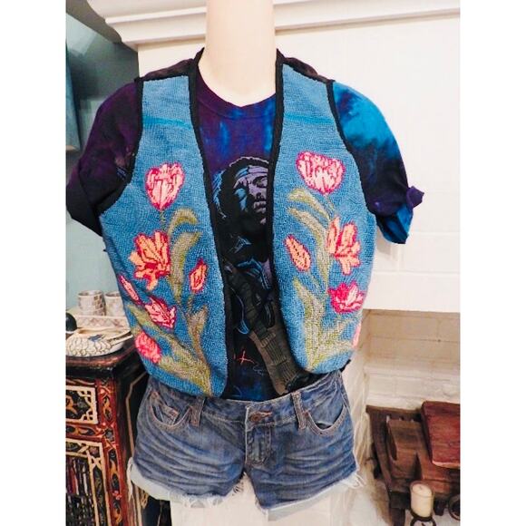 VINTAGE NEEDLEPOINT VEST w/ BLACK VELVET Back, PAISLEY SILK LINING - UNWORN - Picture 3 of 4